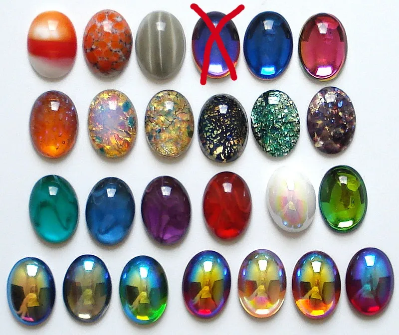 18x13mm (1685) Oval Cabochon (Specialty Colors)