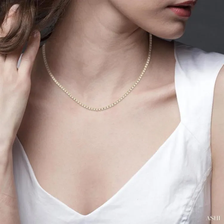 5.00 ctw Round Cut Diamond Tennis Necklace in 14K Yellow Gold