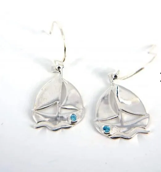 Sail boat earrings Ai3