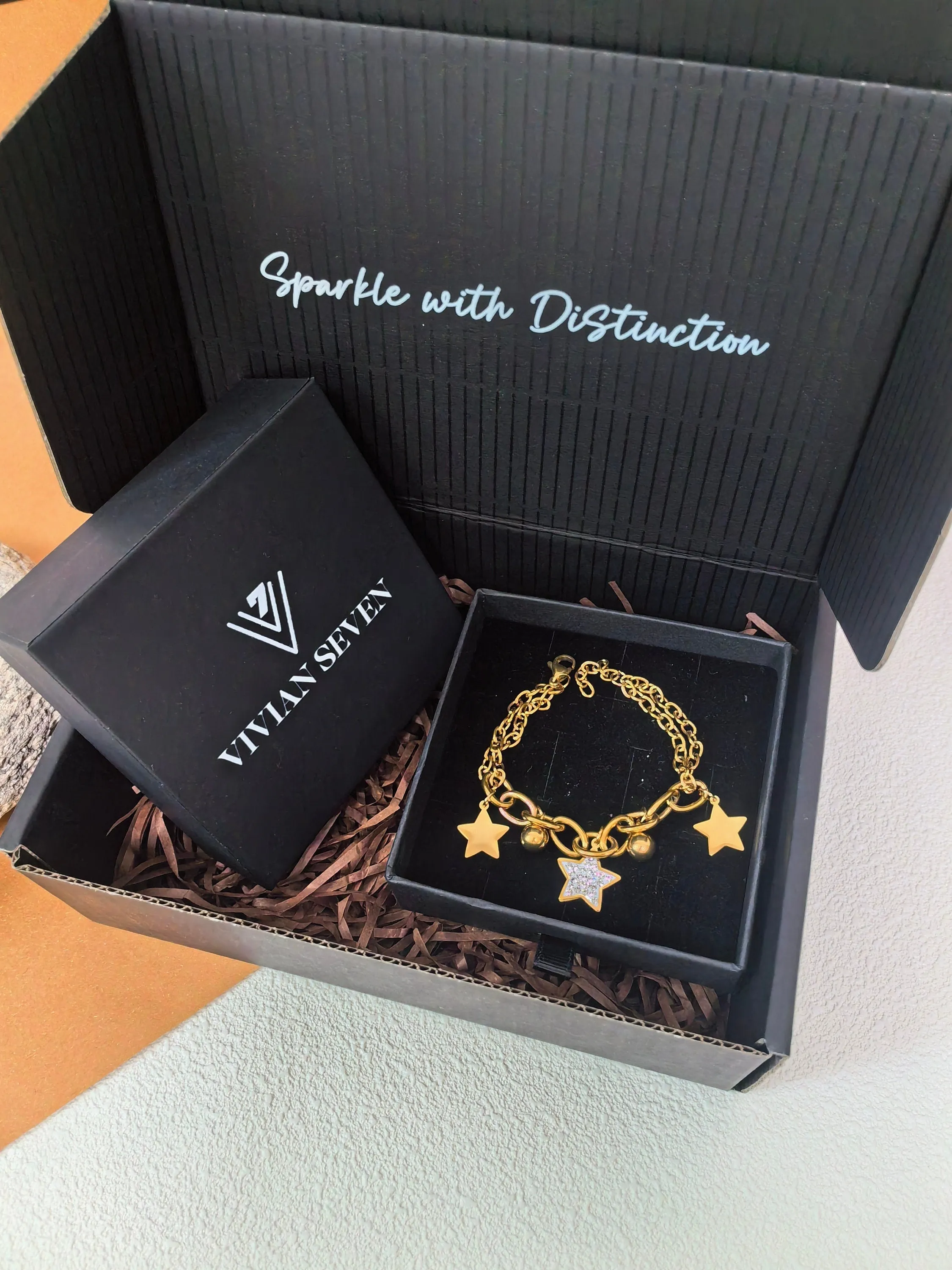 Stainless Steel Goldtone Rhinestone Star Charm Chunky Link Chain Bracelet