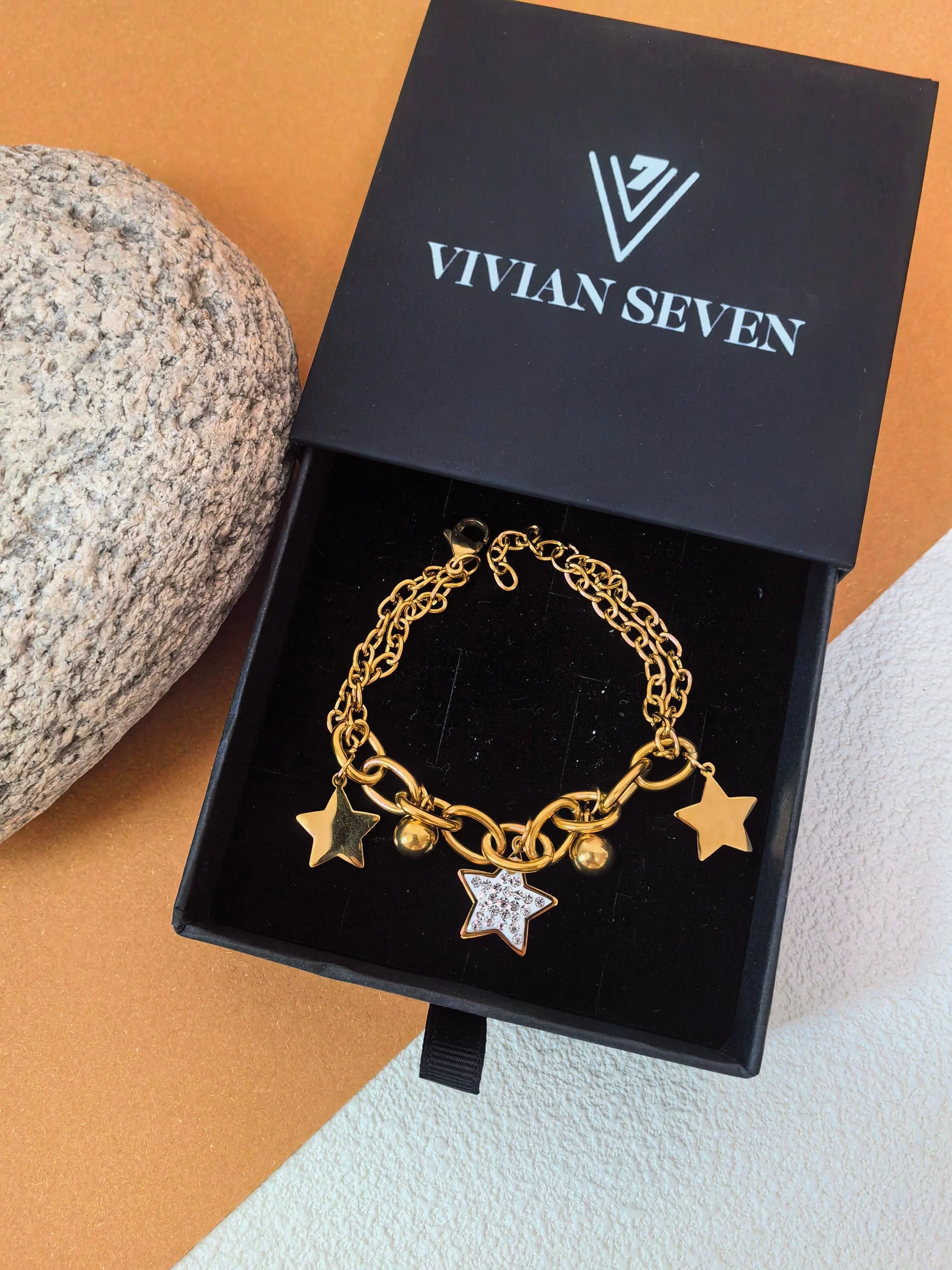 Stainless Steel Goldtone Rhinestone Star Charm Chunky Link Chain Bracelet